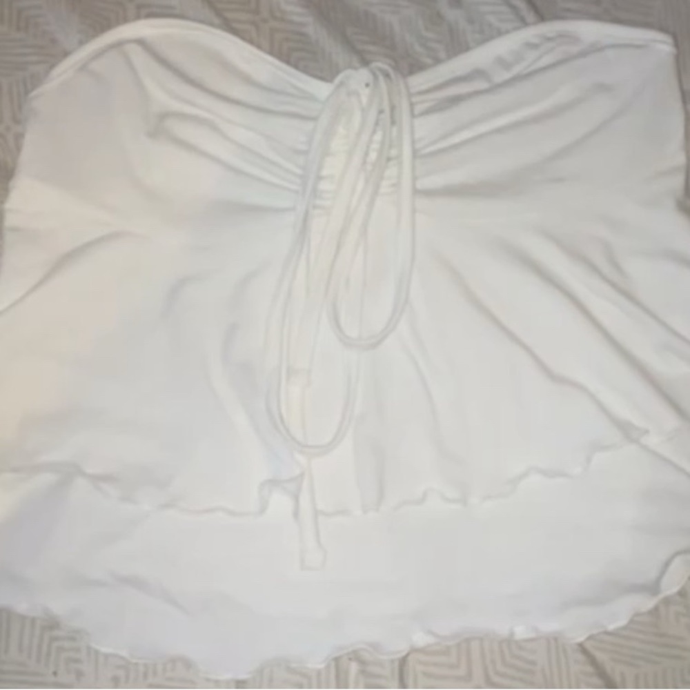 SHEIN White Strapless Crop Top